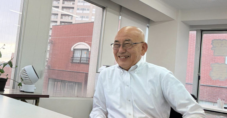 タープス 株式会社